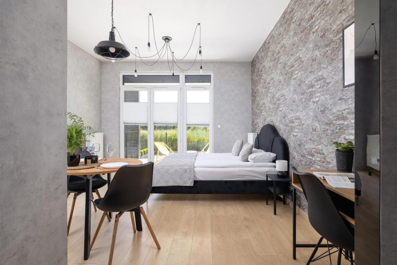 Krakow Studio With Parking & Terrace Near Zalew Bagry By Renters Prestige Ngoại thất bức ảnh