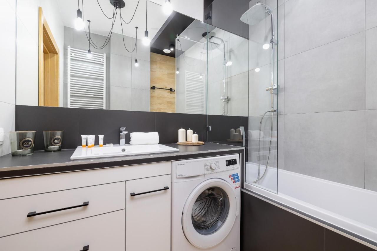 Krakow Studio With Parking & Terrace Near Zalew Bagry By Renters Prestige Ngoại thất bức ảnh