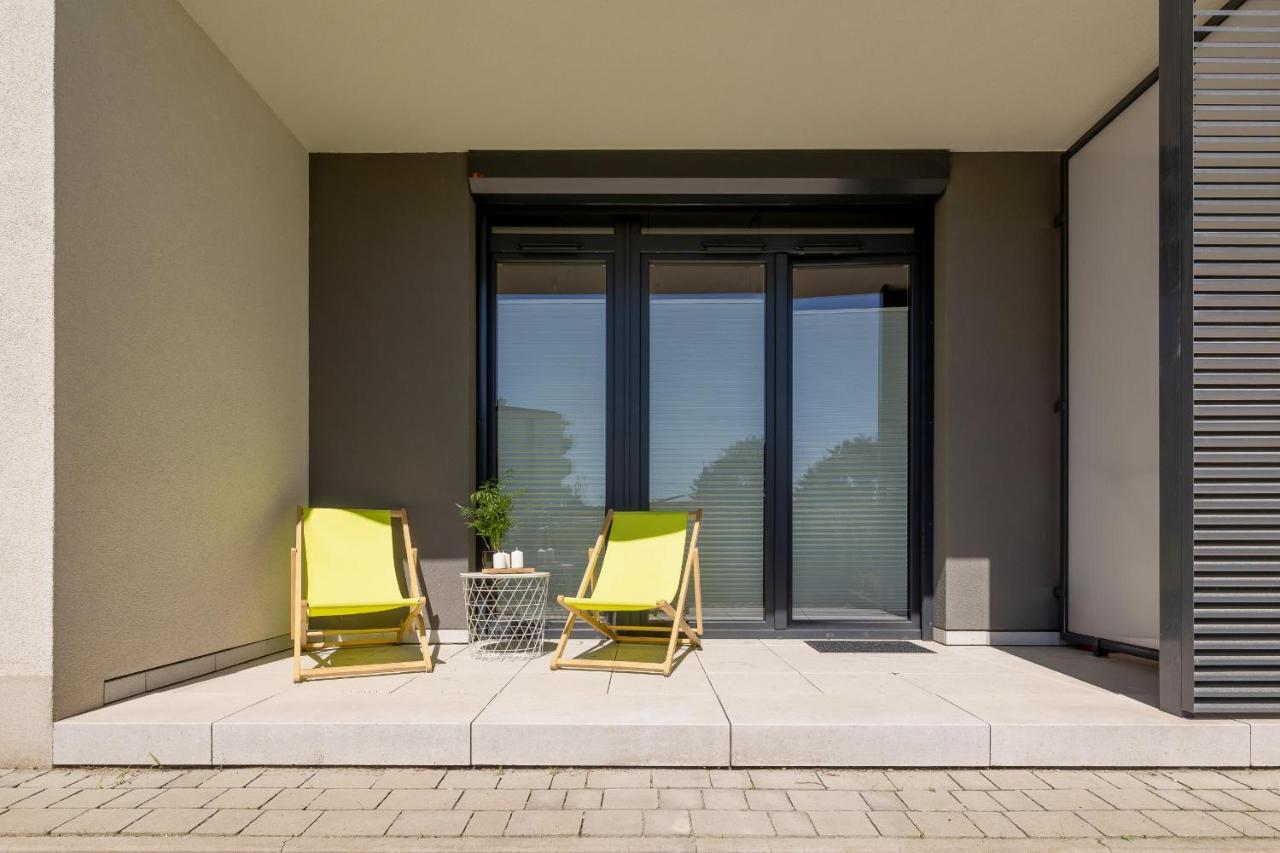 Krakow Studio With Parking & Terrace Near Zalew Bagry By Renters Prestige Ngoại thất bức ảnh